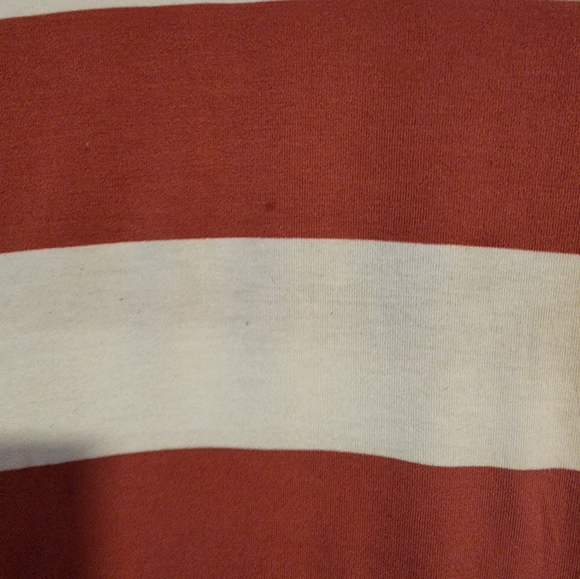 Pink and white striped old navy oversized t-shirt 🎀 - Picture 3 of 9